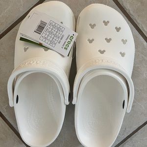 NWT White Disney Crocs Mickey Mouse Icon Unisex Adult 9 woman / 7 male